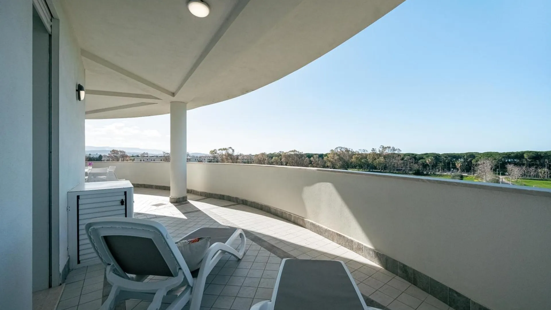 Milena Suite Apartments 阿尔盖罗