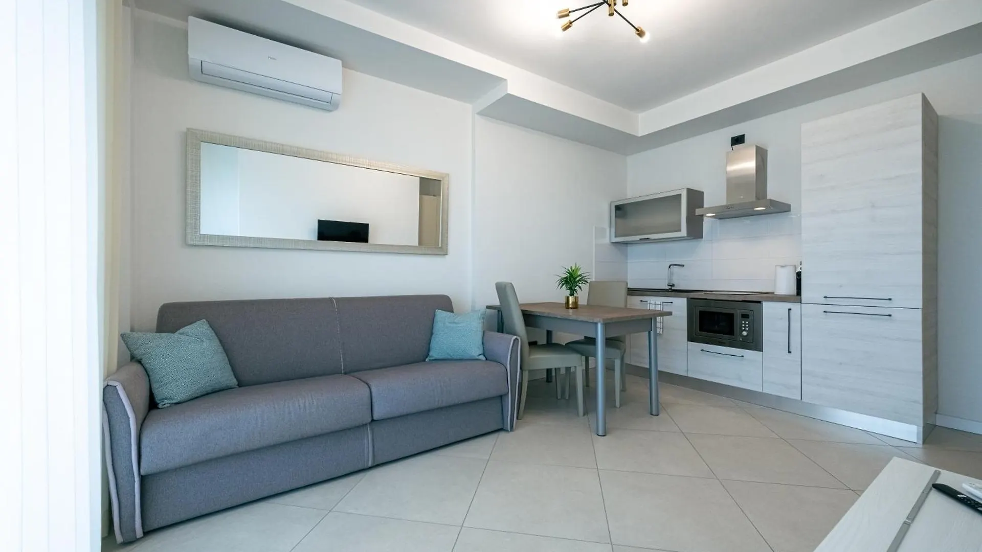 Milena Suite Apartments Alghero